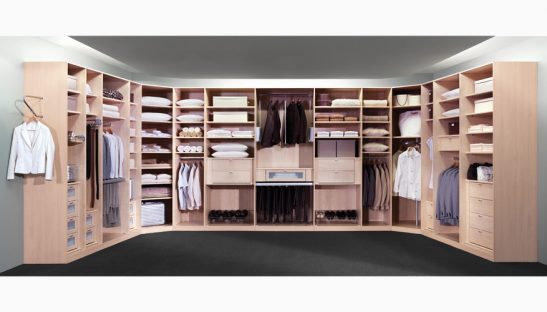 Walk In Closet Natural Maple