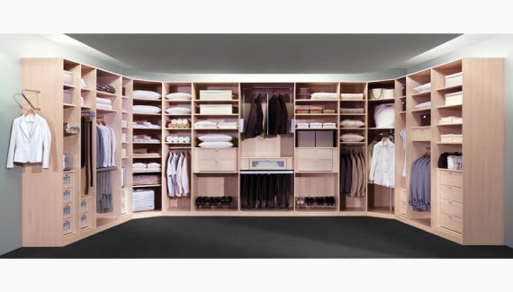  Walk In Closet Natural Maple