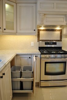  Classic Glazed Kitchen