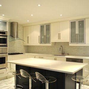   Transitonal Off White Kitchen