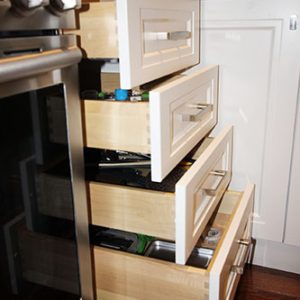   Fully Extendable Drawers. Made Of Canadian Solid Maple Wood Fingerjoint Soft Close Hinges