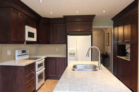  Classic Kitchen Maple Wood Stained In Chocolate Brown