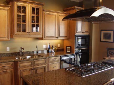  Light Colour Stained Kitchen Cabinets