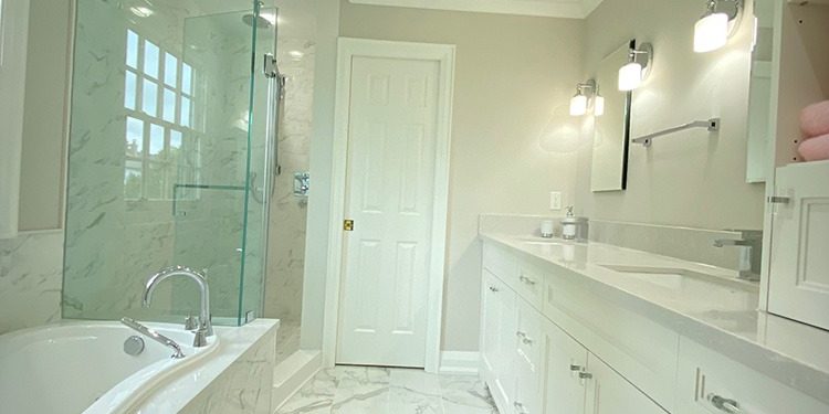 Bathroom renovation full bathroom remodeling. Highend bathroom finishing. Custom made vanity. in Whitby Bathroom renovation full bathroom remodeling. Highend bathroom finishing. Custom made vanity. in Whitby