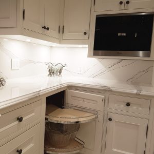 Corner pull out. European double staked Limans corner pull out. North York