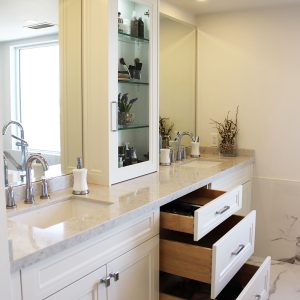 Custom made vanity Double sink painted off white vanity Quartz counter top medicine box Toronto 2019