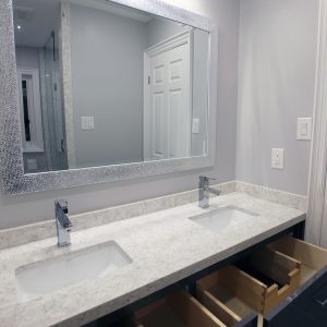 Modern high gloss vanity. U shape drawers. Double sink vanity. Designed and built by JK and bath. Sep. 2018 North York.