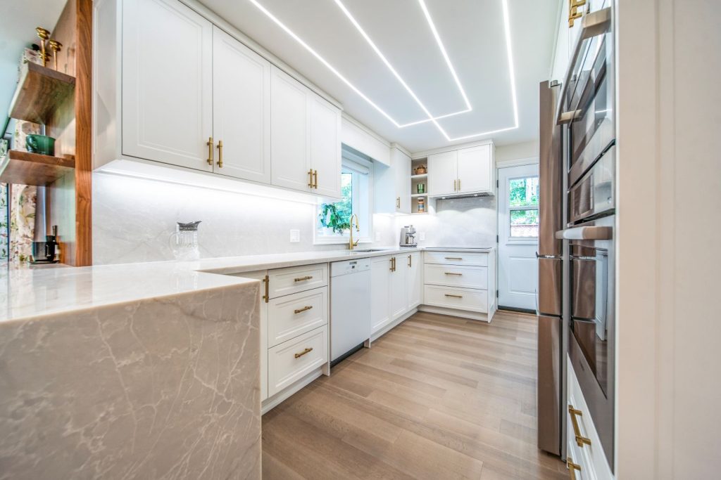 Kitchen remodeling in Markham desinge and full remodeling by JK transitionl off white painted MDF kitchen cabinets, Quartz countertop Kitchen remodeling in Markham desinge and full remodeling by JK transitionl off white painted MDF kitchen cabinets, Quartz countertop