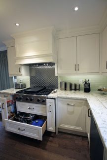 Large pot drawers, spice rack pull outs.