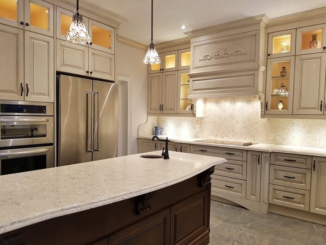 glazed kitchen- north york