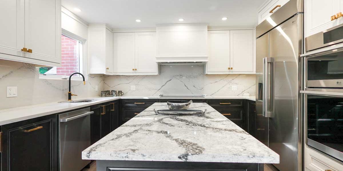 usersFfed afe da afffacdFlibraryFab ae af cfbFtransitional kitchen Modern kitchen with black and white cabinets and granite island.